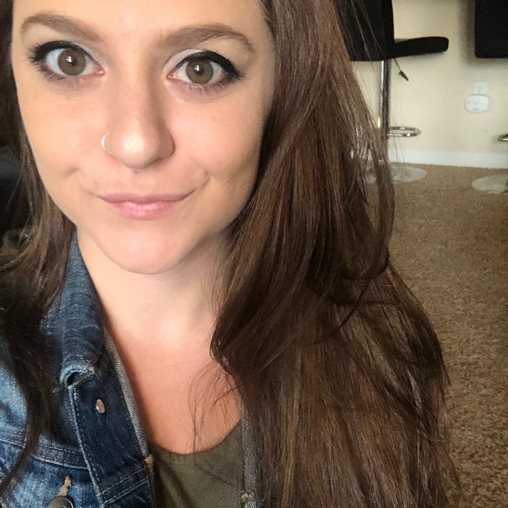 Meet your Posher, Melanie
